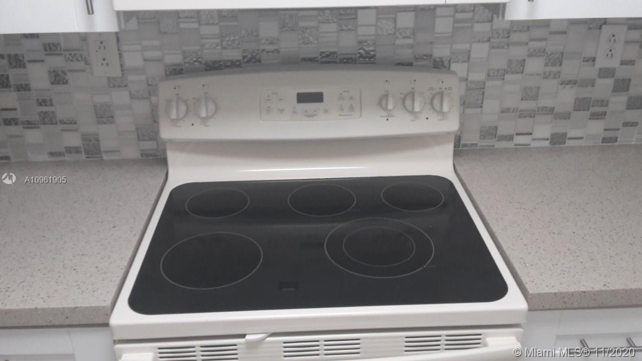 405 South Pine Island Road, Unit 106D Plantation, FL 33324 - Photo 3 of 30