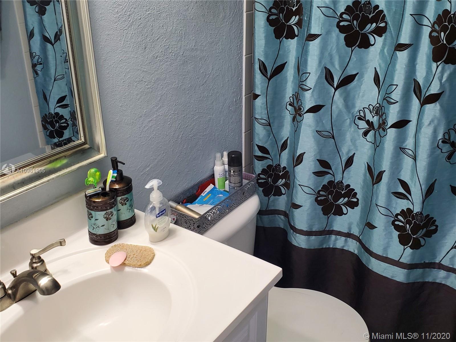 405 South Pine Island Road, Unit 106D Plantation, FL 33324 - Photo 10 of 30