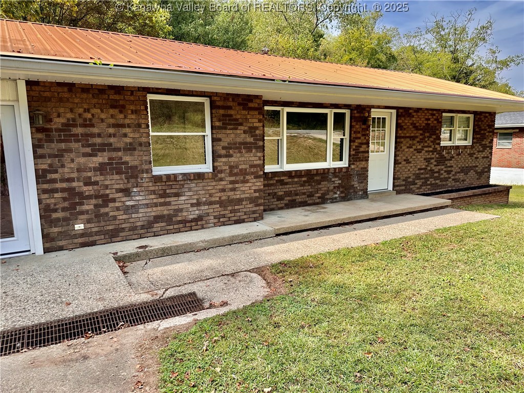 4987 Big Tyler Road Charleston, WV 25313 - Photo 4 of 29 Gallery Image 4