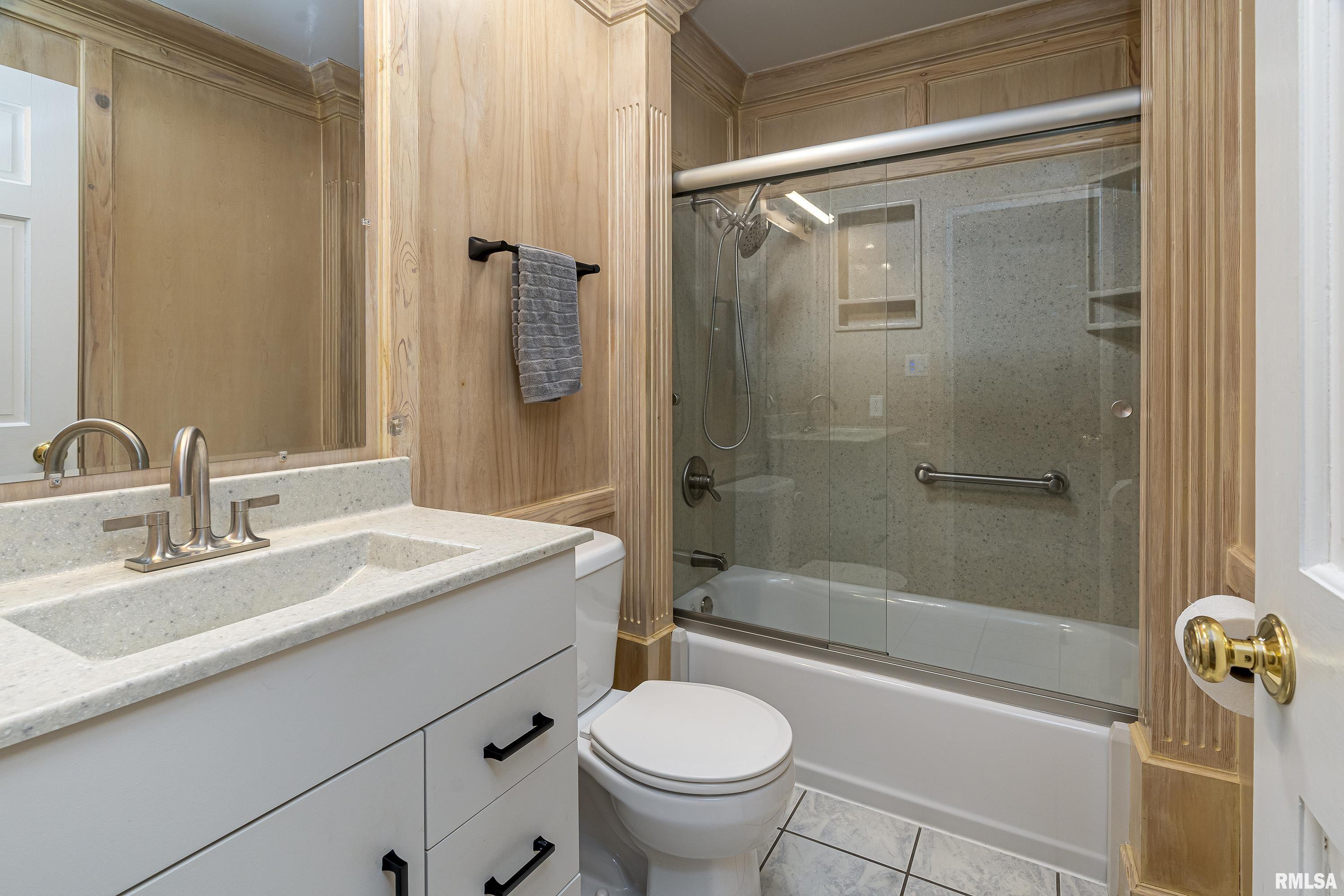 2398 Country Club Road Carbondale, IL 62901 - Photo 23 of 43 Gallery Image 23