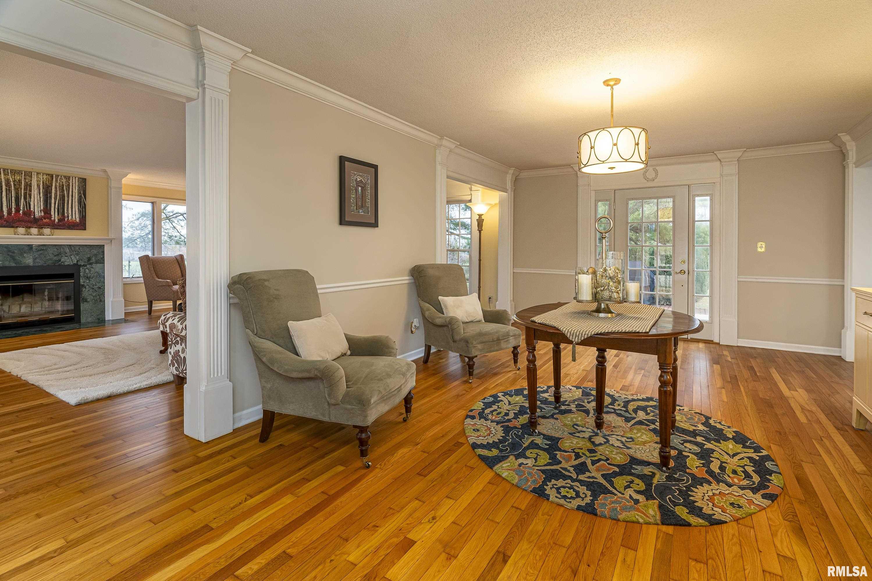 2398 Country Club Road Carbondale, IL 62901 - Photo 4 of 43 Gallery Image 4