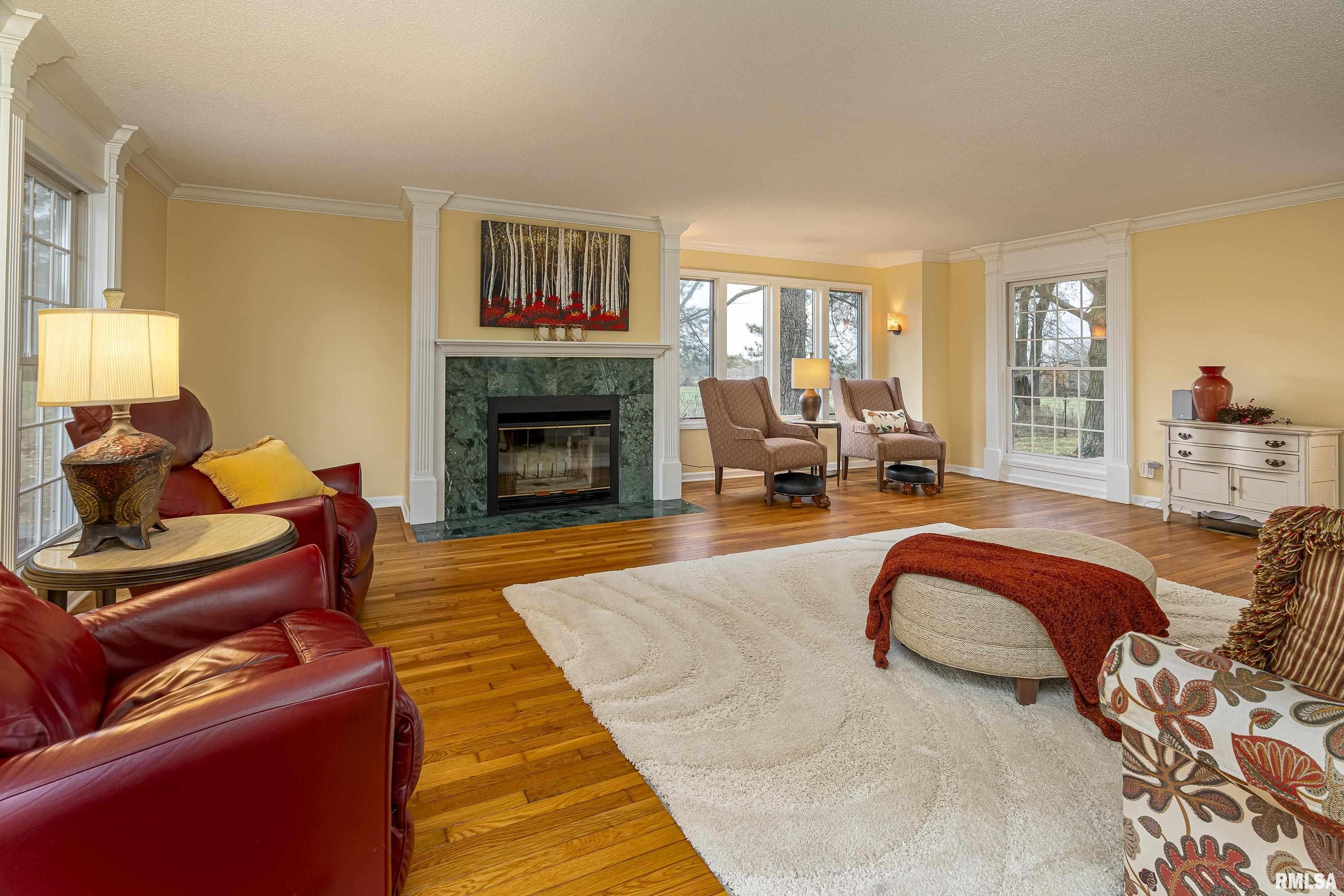2398 Country Club Road Carbondale, IL 62901 - Photo 5 of 43 Gallery Image 5