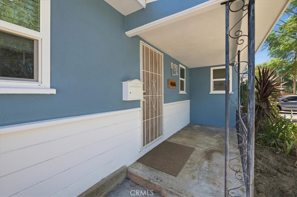 4686 Mcfarland Street Riverside, CA 92506 - Photo 6 of 35