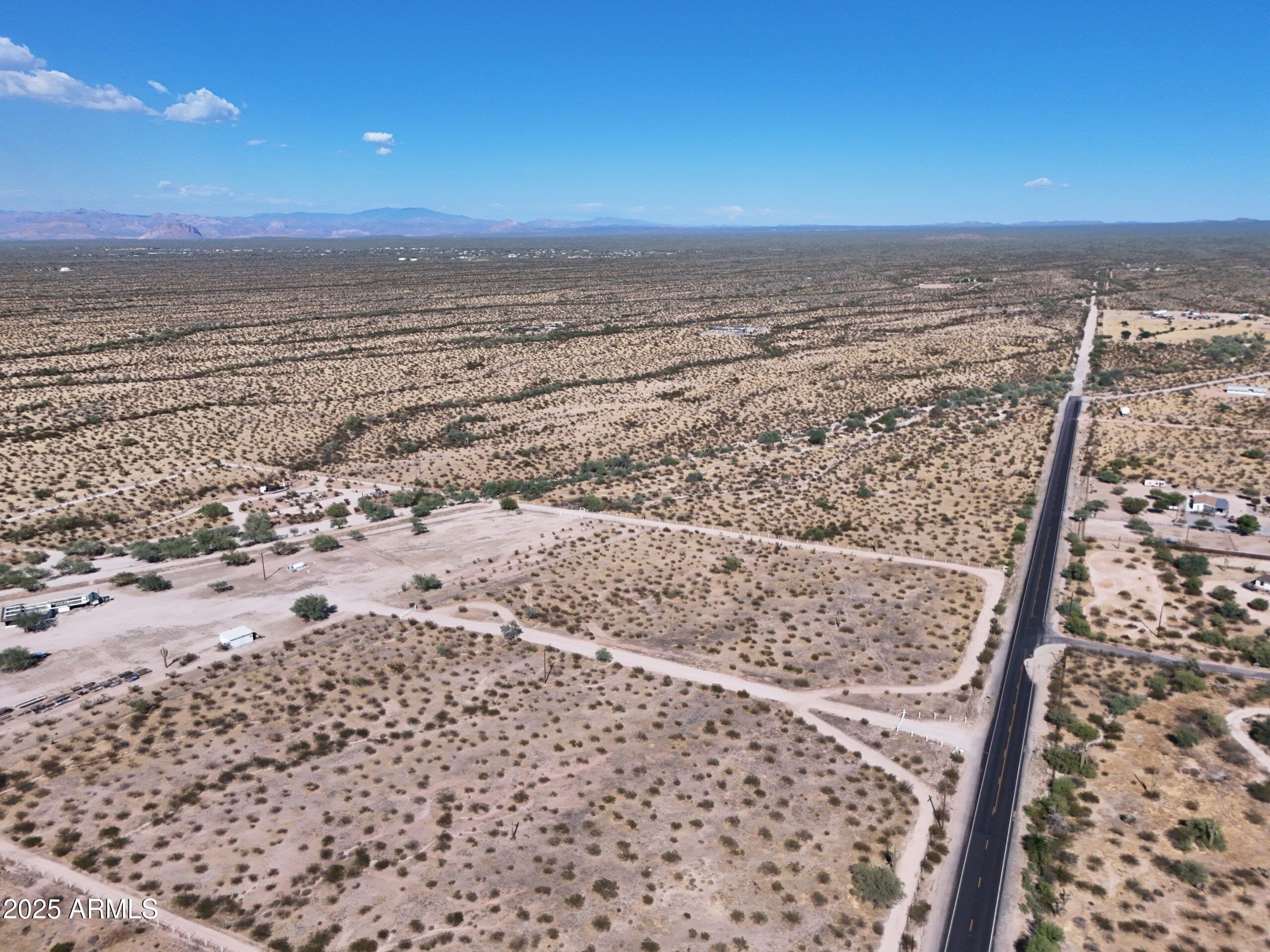 1850 East Cactus Forest Road Florence, AZ 85132 - Photo 5 of 30 5) 66040-6939d409b469f
