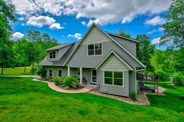 $714,900 | 794 Sumac Trail, Hudson, WI 54016