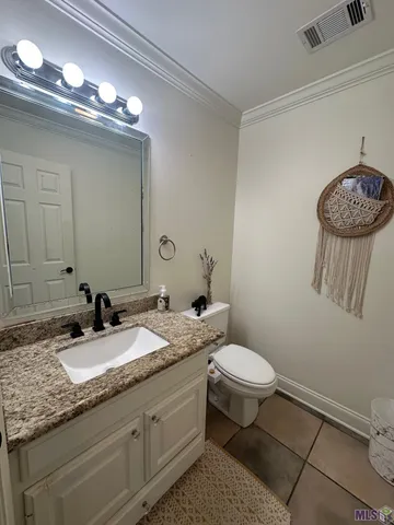 $2,350 | 17240 Rennes Drive, Prairieville, LA 70769