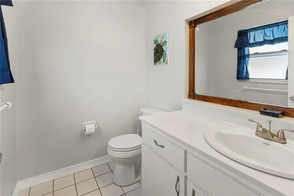 $5,500 | 124 Field Avenue East, Venice, FL 34285