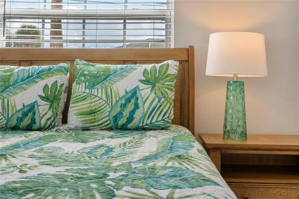 $5,500 | 124 Field Avenue East, Venice, FL 34285