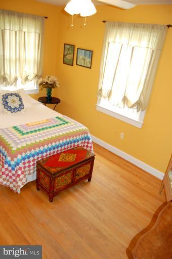 4823 Reservoir Road Northwest Washington, DC 20007 - Photo 21 of 30 Bedroom