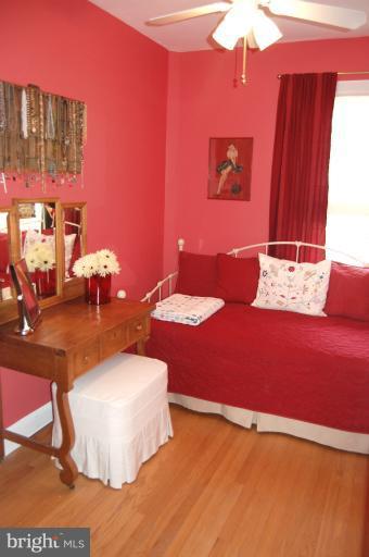 4823 Reservoir Road Northwest Washington, DC 20007 - Photo 22 of 30 Bedroom