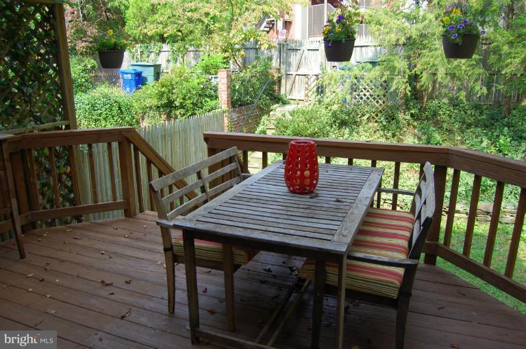 4823 Reservoir Road Northwest Washington, DC 20007 - Photo 28 of 30 Exterior (Rear)