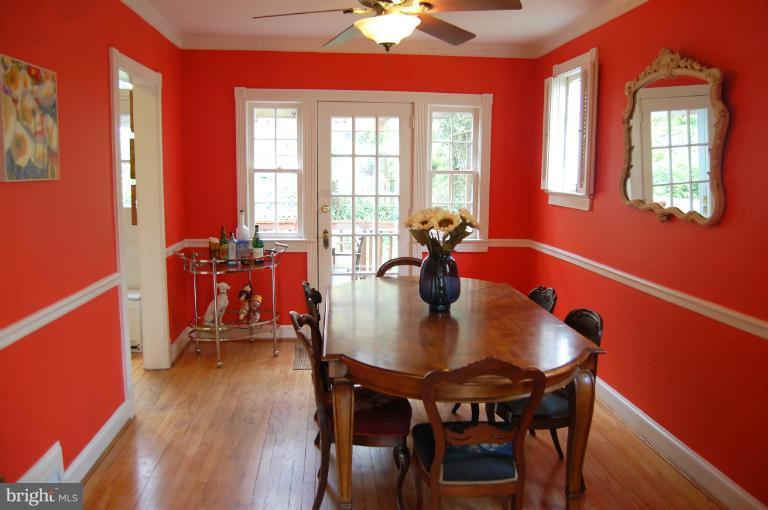 4823 Reservoir Road Northwest Washington, DC 20007 - Photo 10 of 30 Dining Room