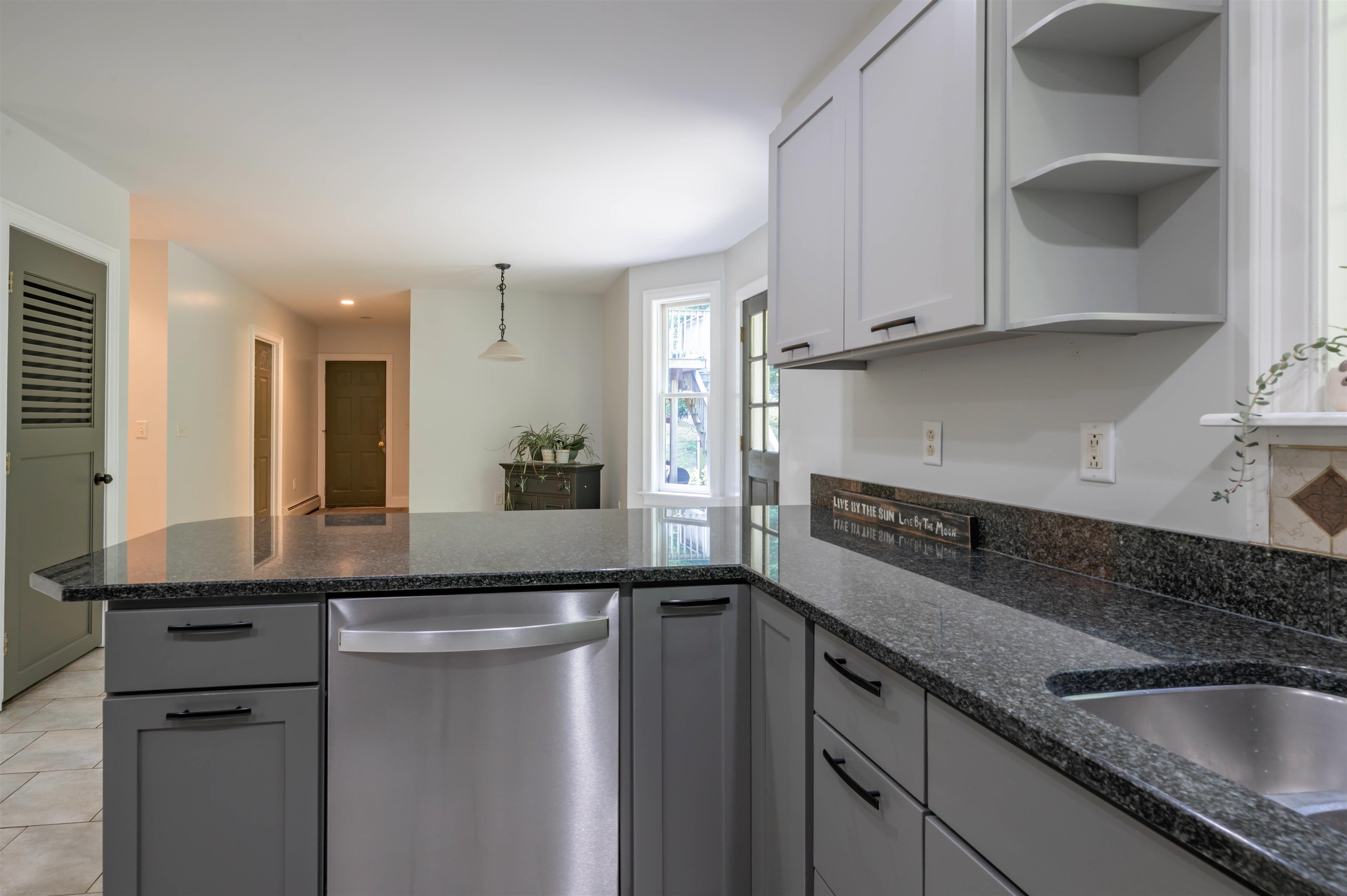 1577 River Road Weare, NH 03281 - Photo 14 of 59