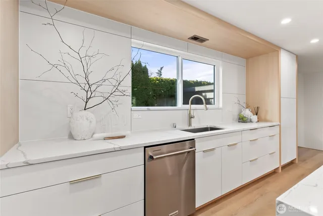 $1,050,000 | 508 South 145th Street, Burien, WA 98168