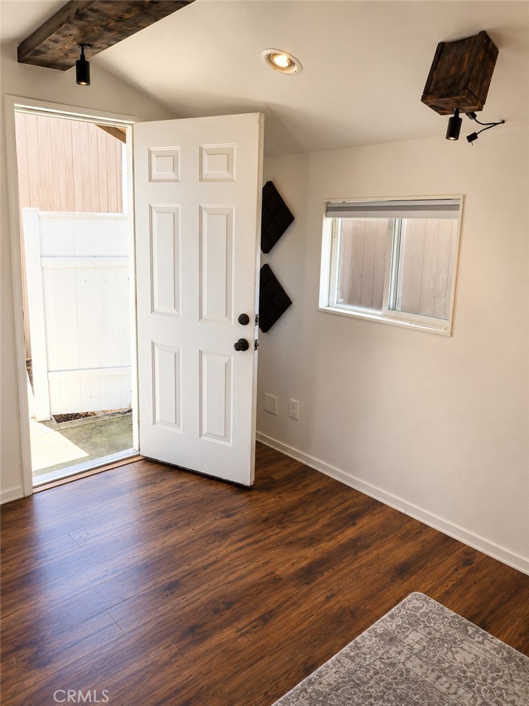 30000 Hasley Canyon Road, Unit 31 Castaic, CA 91384 - Photo 20 of 28 Electricity
