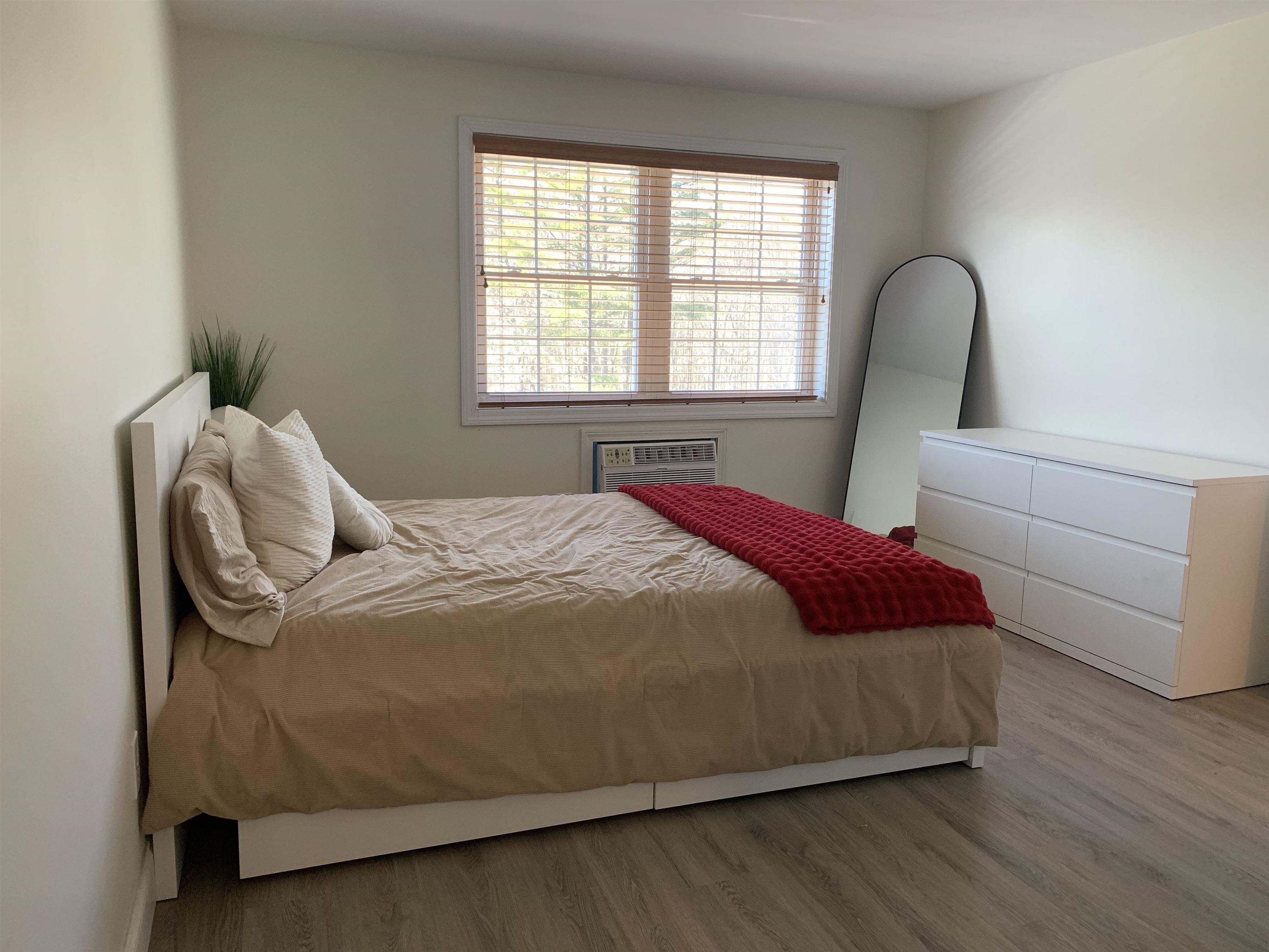 39 Ernest Avenue, Unit 303 Exeter, NH 03833 - Photo 13 of 22
