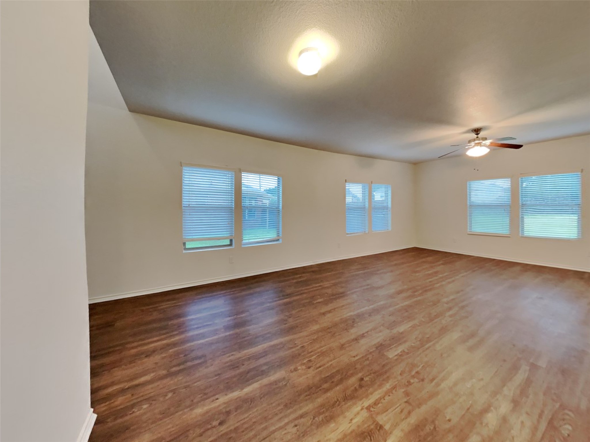 2838 Wisner Circle Houston, TX 77014 - Photo 10 of 20