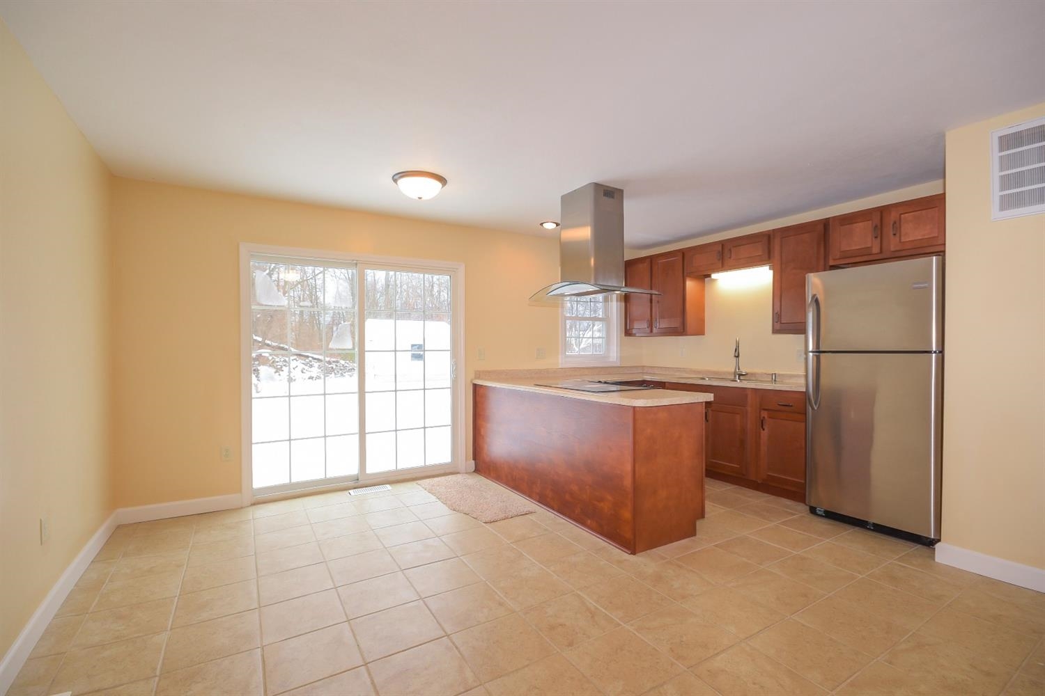 792 Governor Road Valparaiso, IN 46385 - Photo 6 of 10 1500x1000