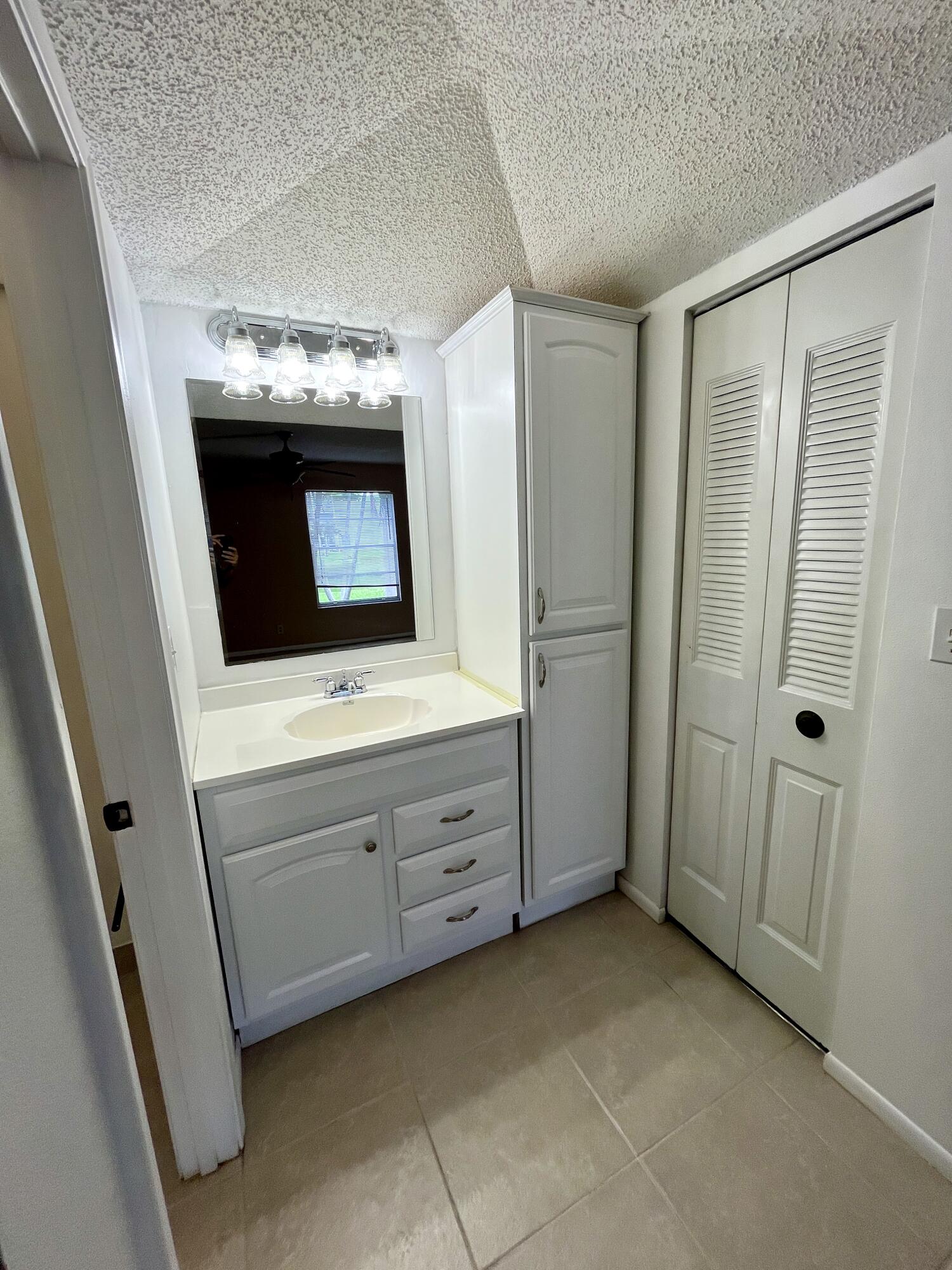 2500 Fiore Way, Unit 1110 Delray Beach, FL 33445 - Photo 8 of 21 IMG_2973