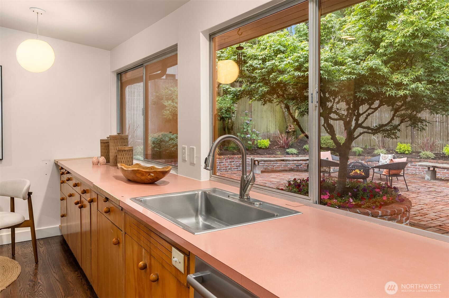 4148 Boulevard Place Mercer Island, WA 98040 - Photo 15 of 37