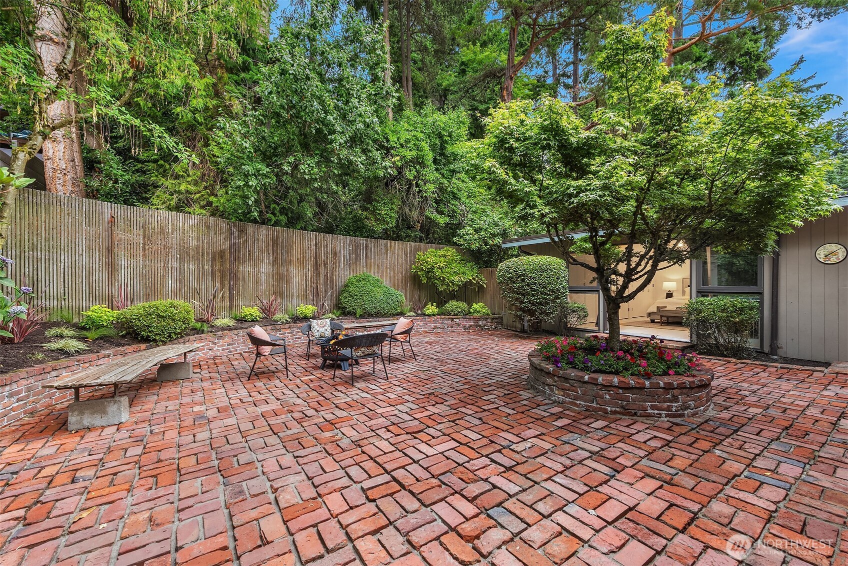 4148 Boulevard Place Mercer Island, WA 98040 - Photo 16 of 37