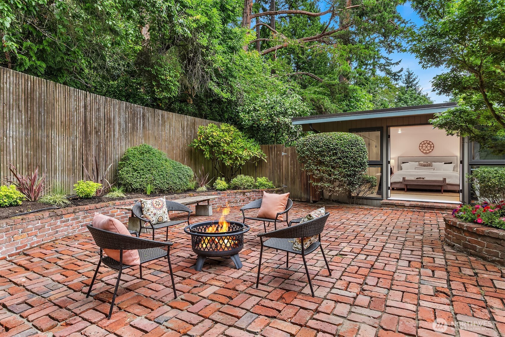 4148 Boulevard Place Mercer Island, WA 98040 - Photo 18 of 37