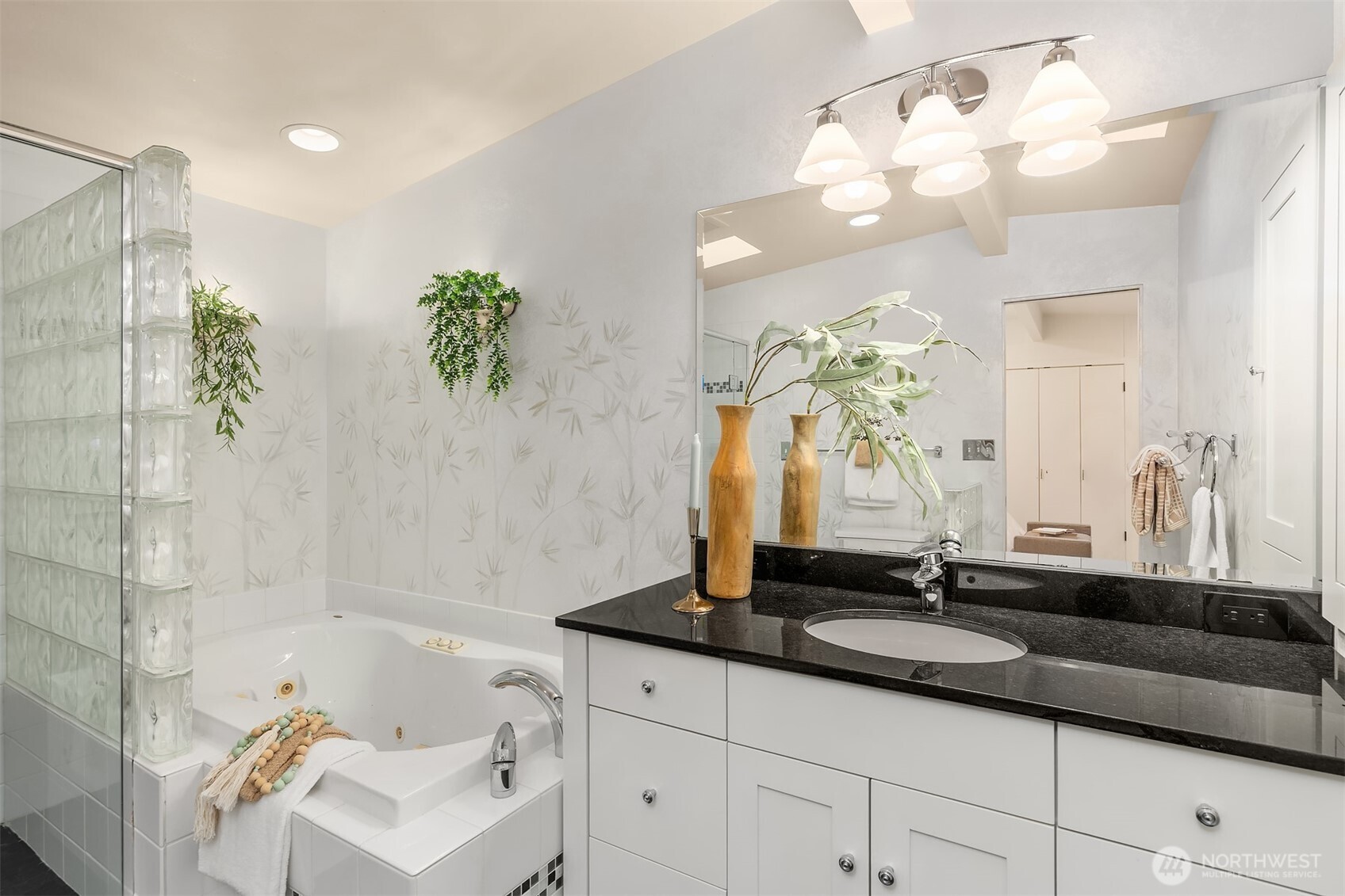 4148 Boulevard Place Mercer Island, WA 98040 - Photo 22 of 37