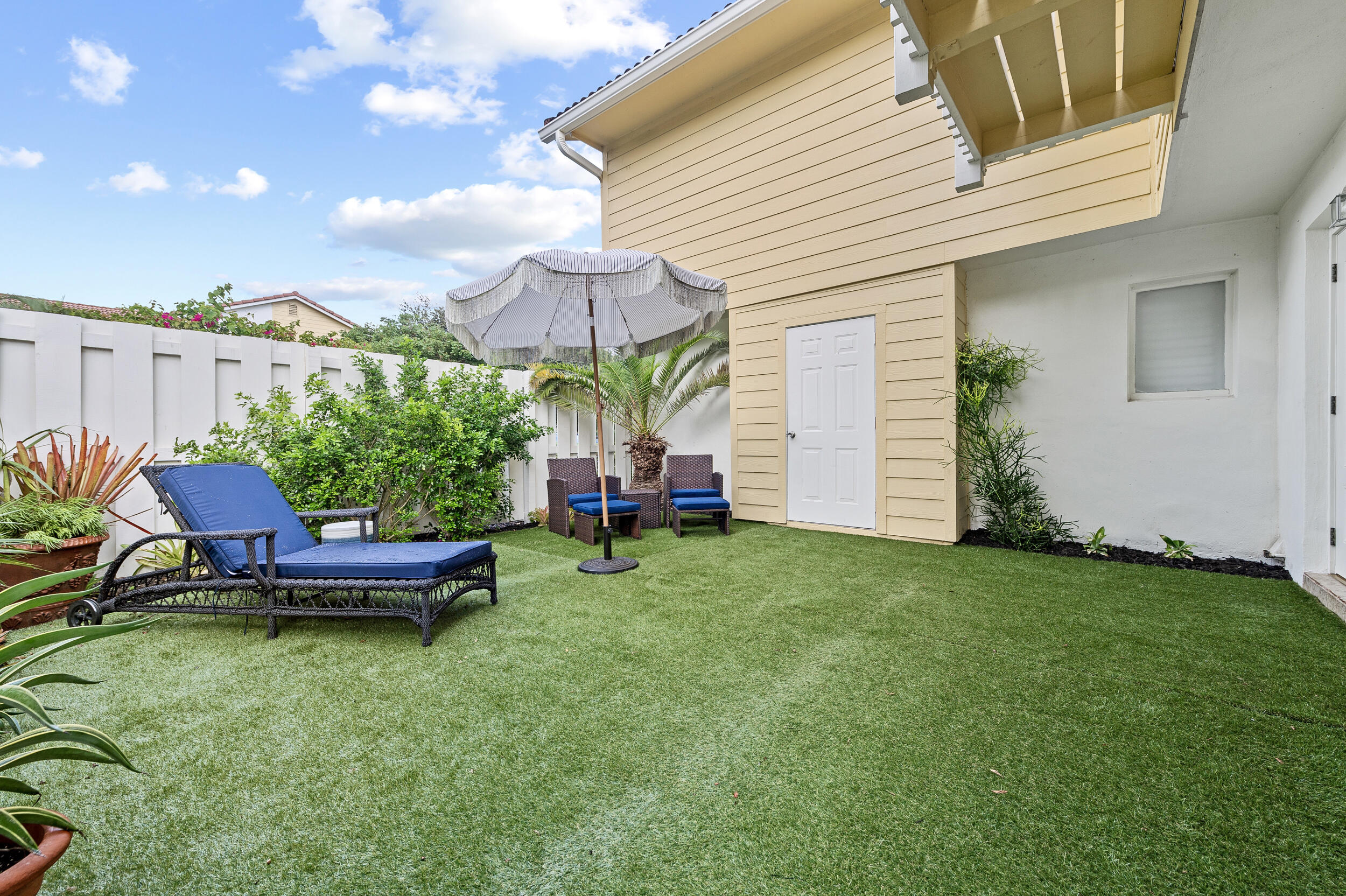 288 Seabreeze Circle Jupiter, FL 33477 - Photo 2 of 36 dsc_3258