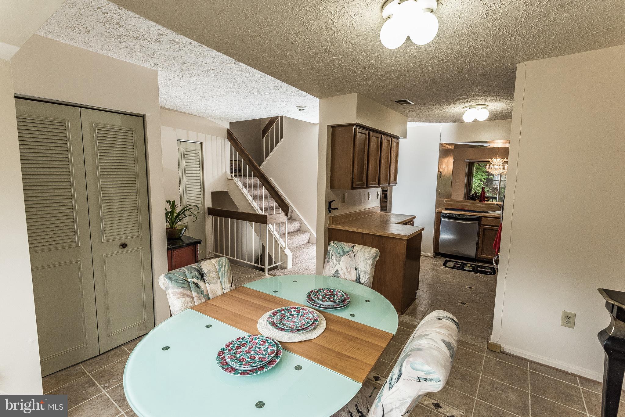 11432 Encore Drive Silver Spring, MD 20901 - Photo 12 of 24 Dining Room