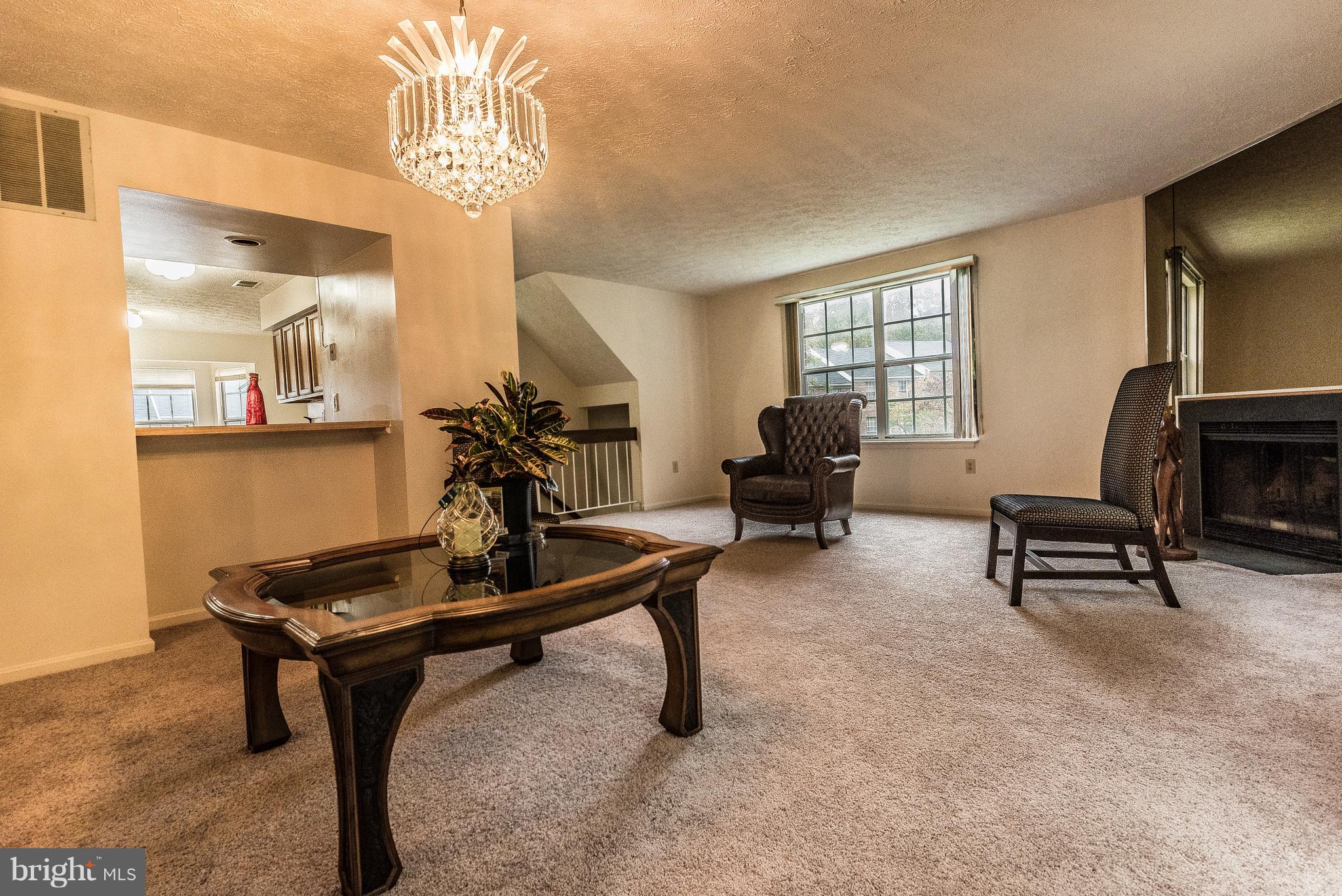 11432 Encore Drive Silver Spring, MD 20901 - Photo 13 of 24 Family Room