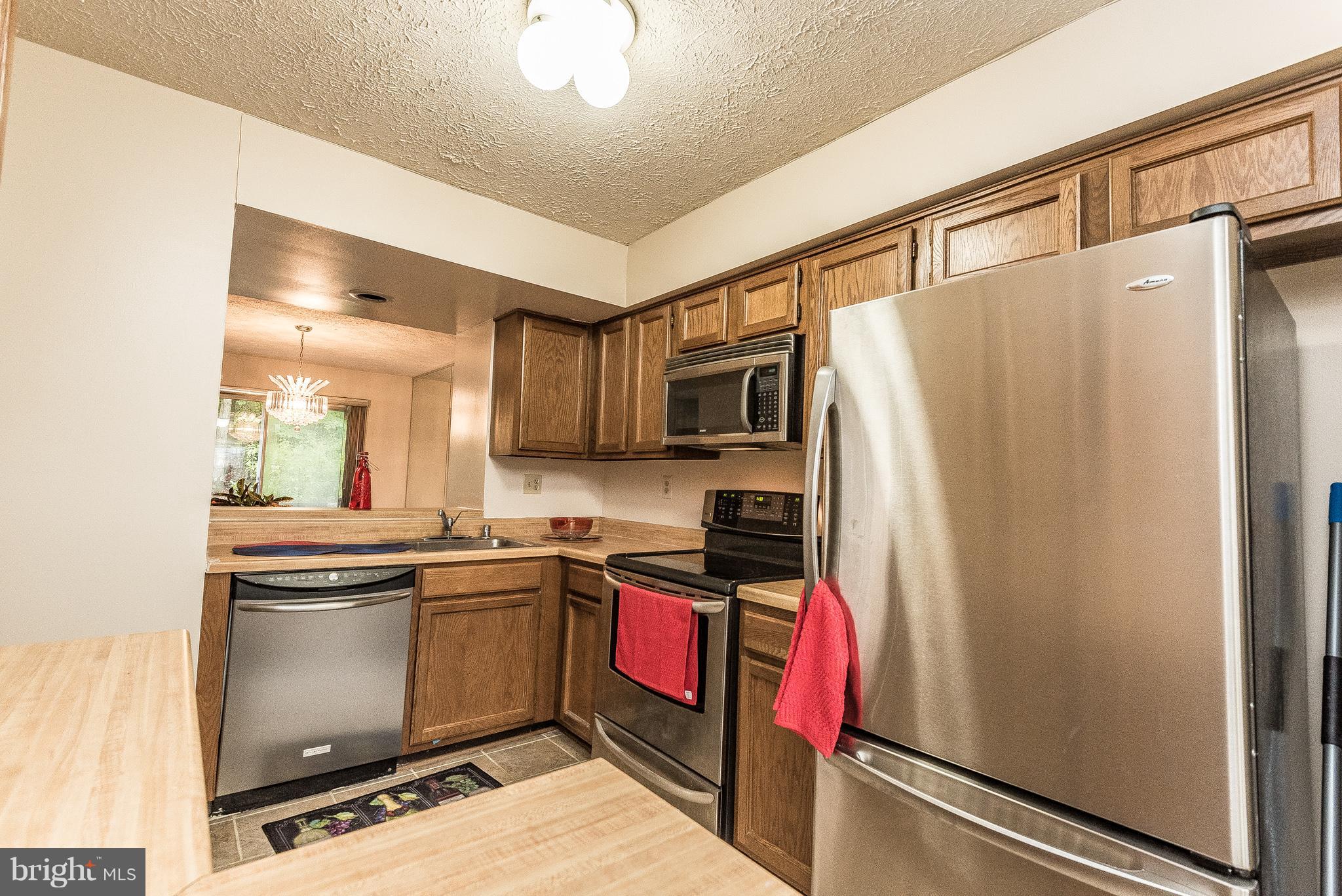 11432 Encore Drive Silver Spring, MD 20901 - Photo 16 of 24 Kitchen