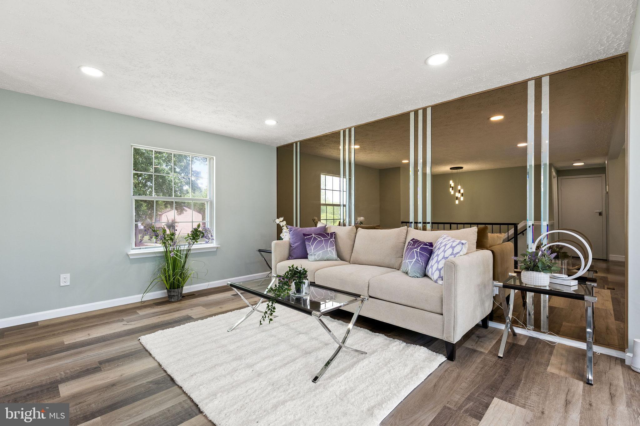 1207 Blithe Court Upper Marlboro, MD 20774 - Photo 4 of 33 Living Room