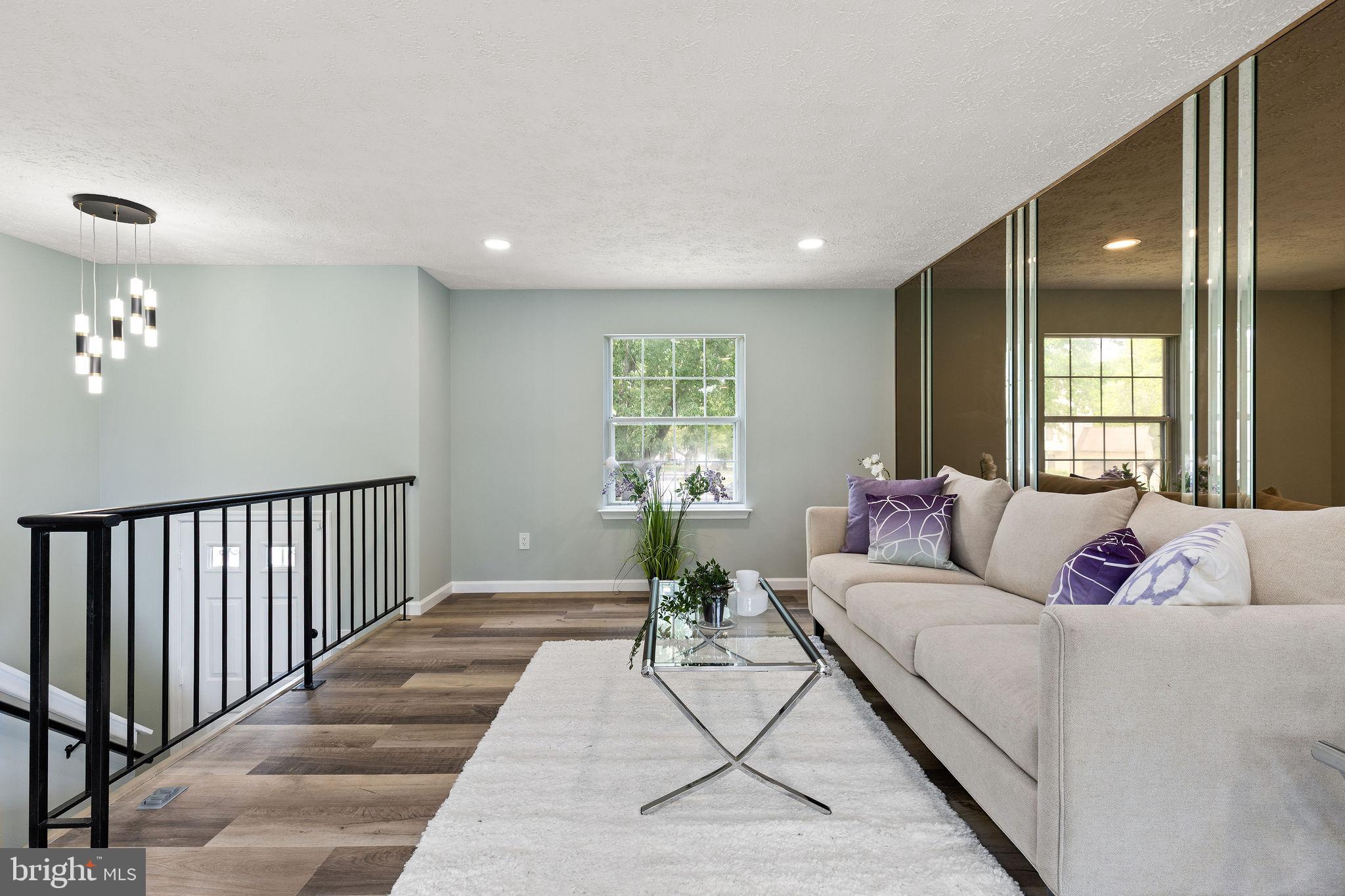 1207 Blithe Court Upper Marlboro, MD 20774 - Photo 5 of 33 Living Room
