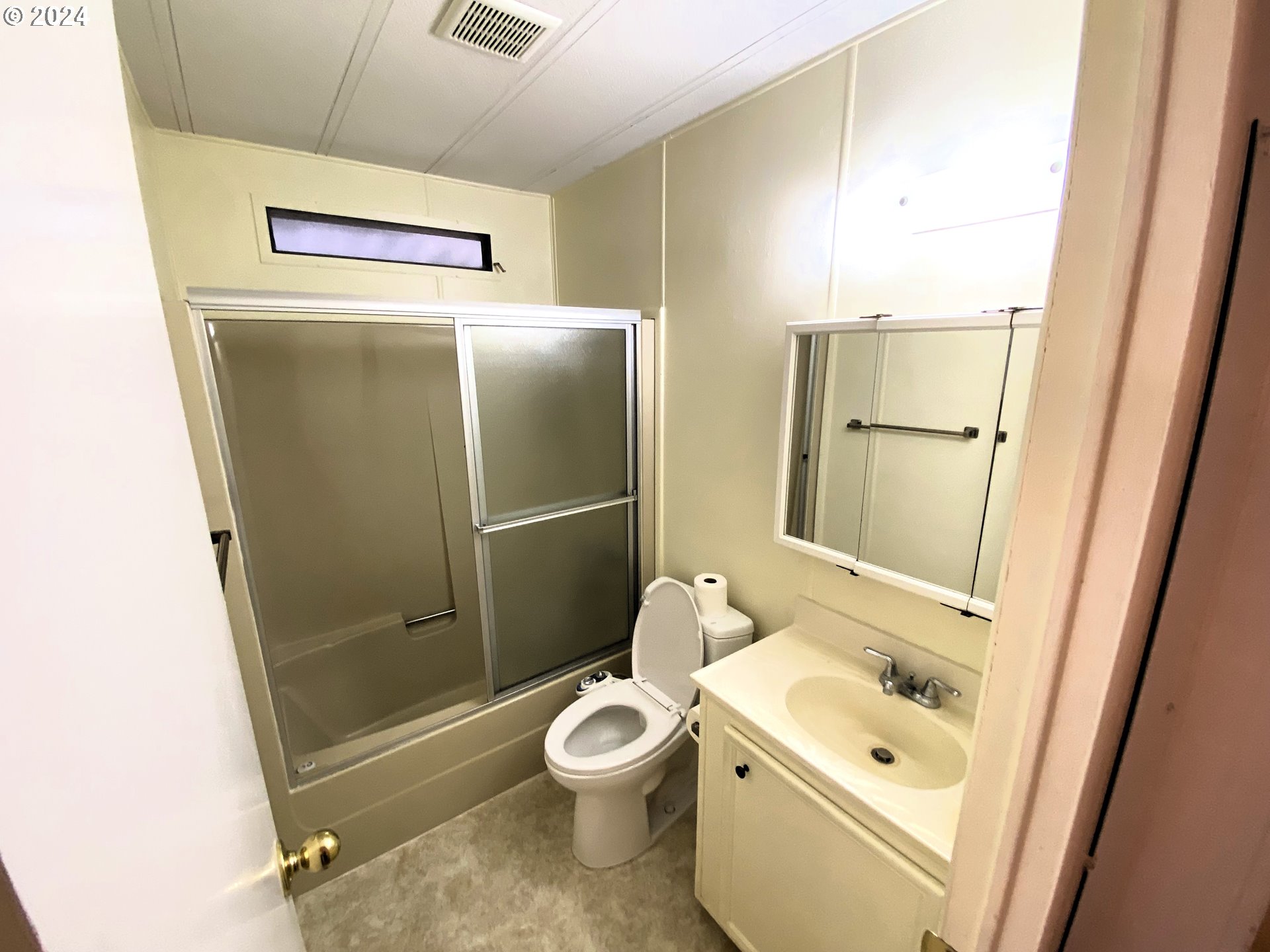 5275 Cynthia Court Springfield, OR 97478 - Photo 11 of 16 Gallery Image 11