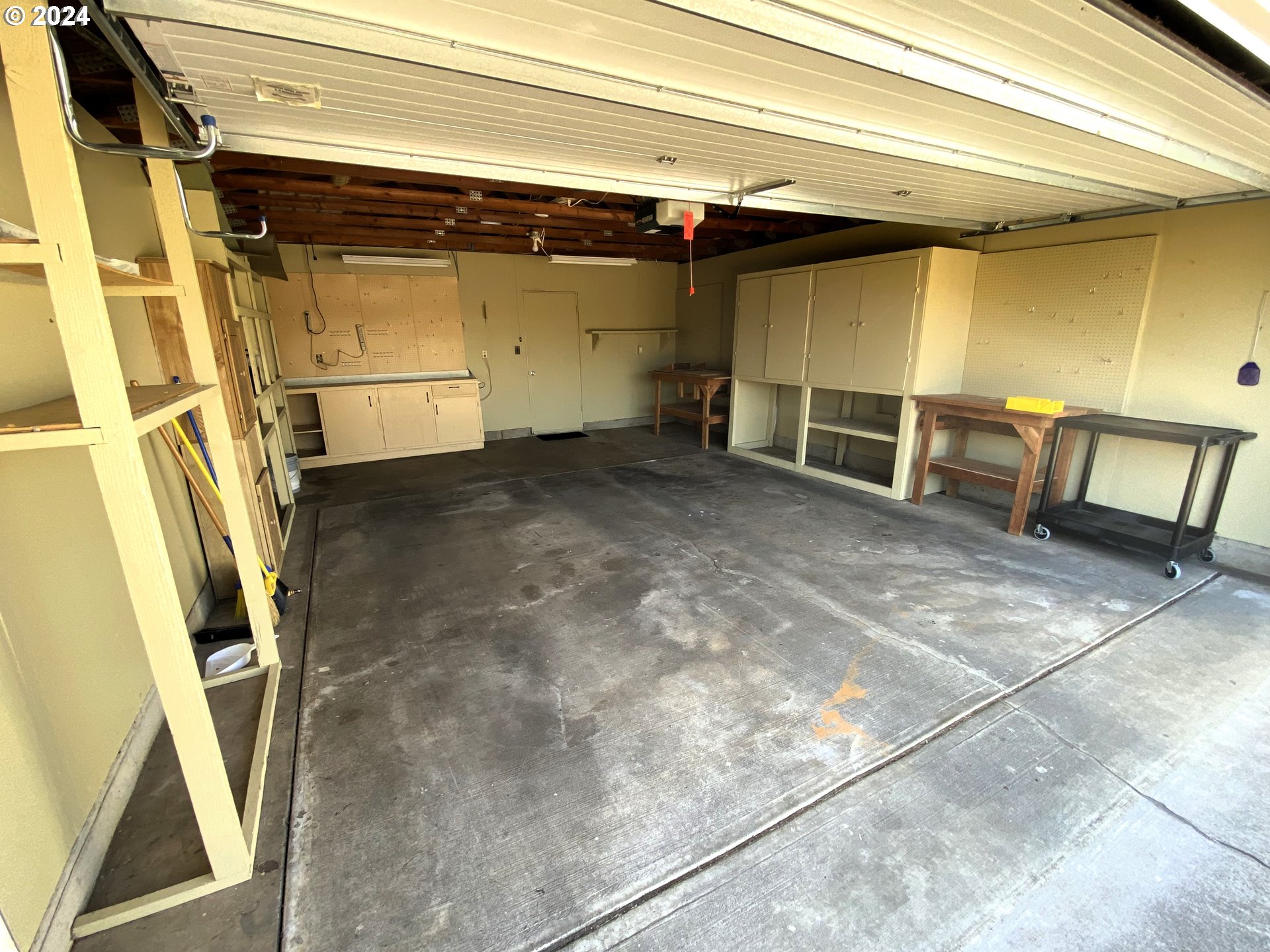 5275 Cynthia Court Springfield, OR 97478 - Photo 12 of 16 Gallery Image 12