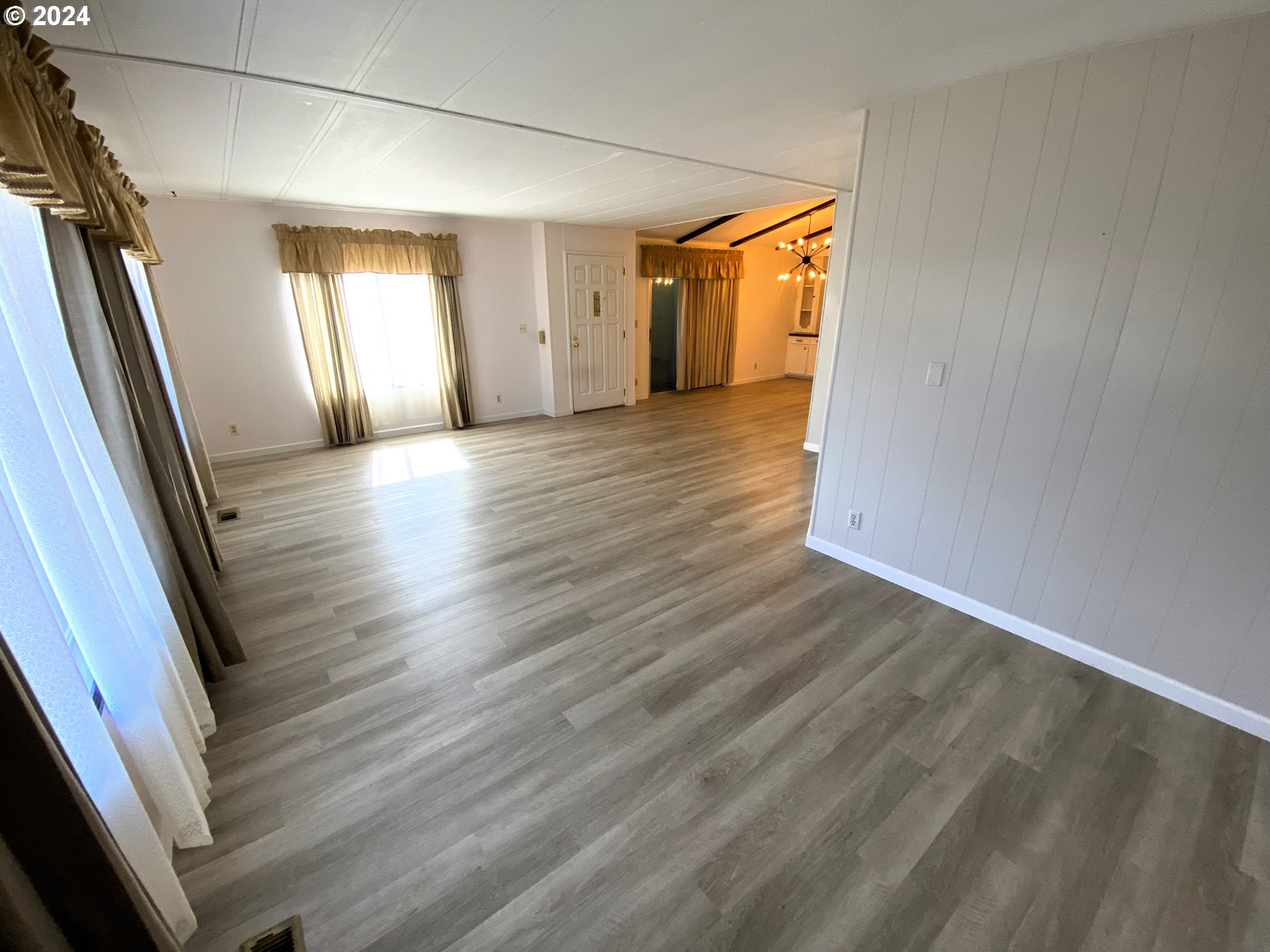 5275 Cynthia Court Springfield, OR 97478 - Photo 4 of 16 Gallery Image 4