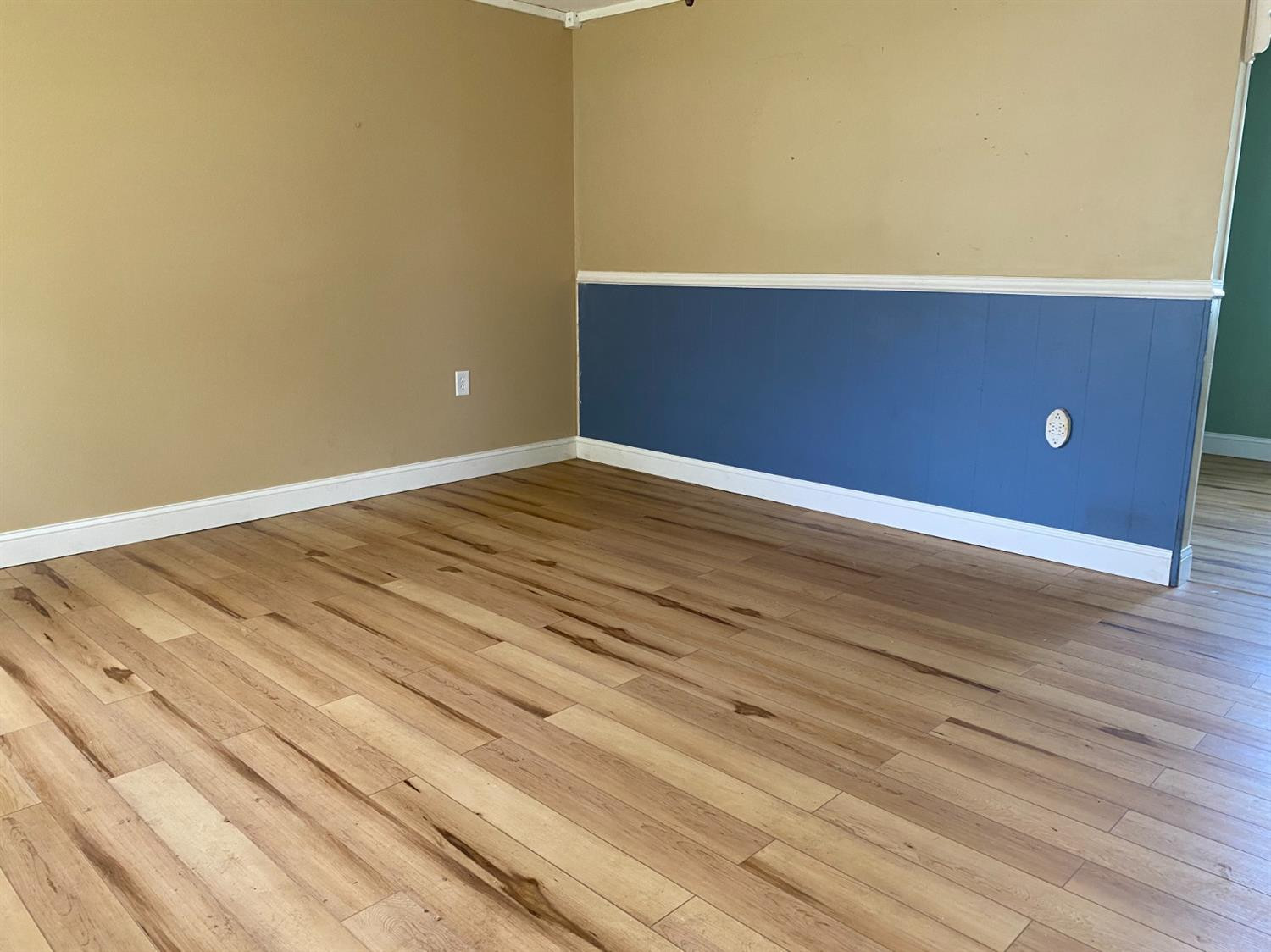 769-1 Imperial Road Valparaiso, IN 46385 - Photo 5 of 16 a view of an empty room