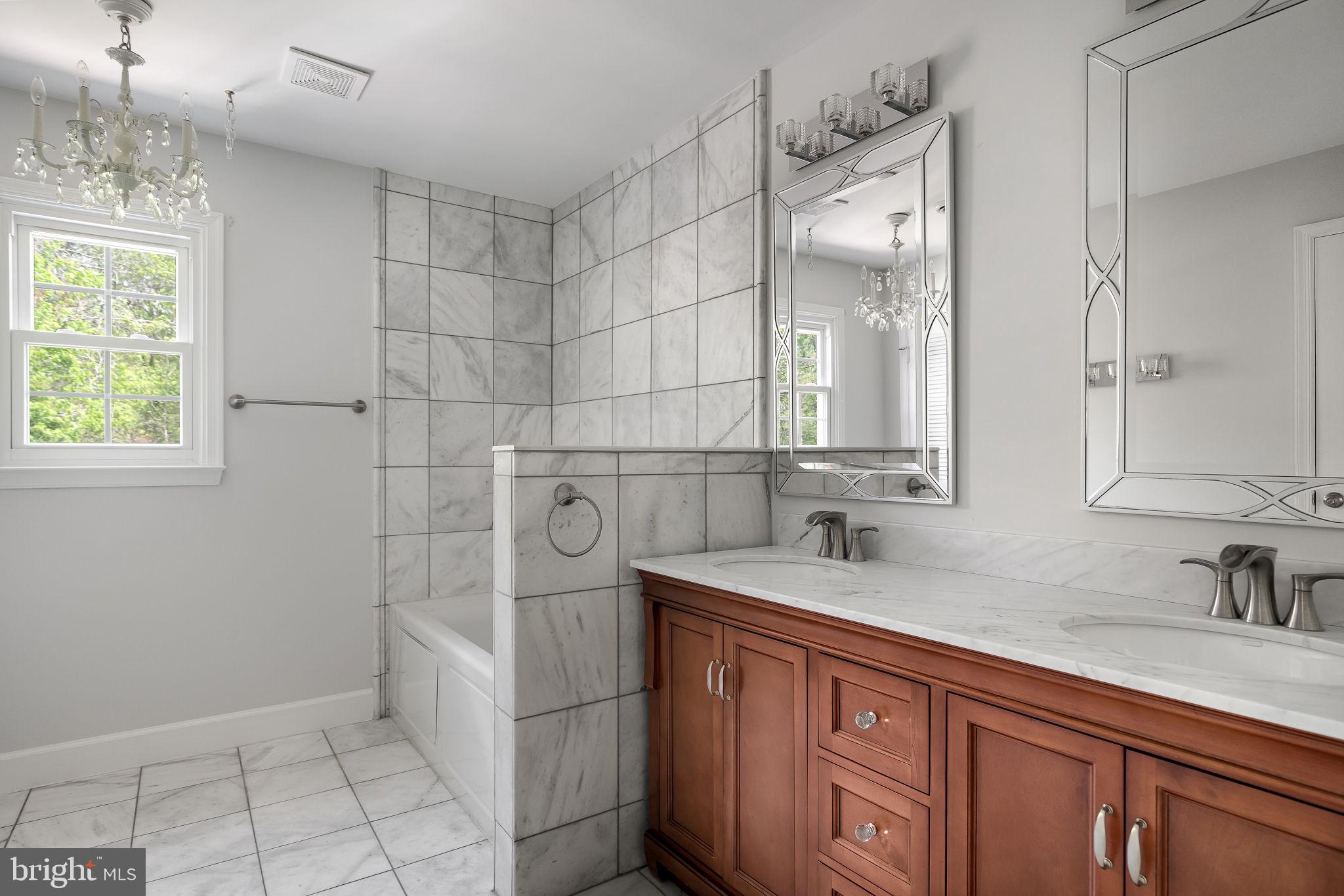 11612 Putnams Mill Road Hume, VA 22639 - Photo 41 of 49 Full Bath- Upstairs