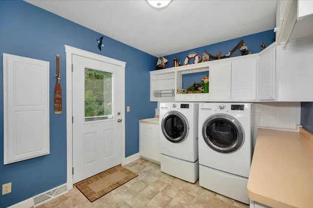 $899,900 | 18300 672nd Lane, Jacobson, MN 55752