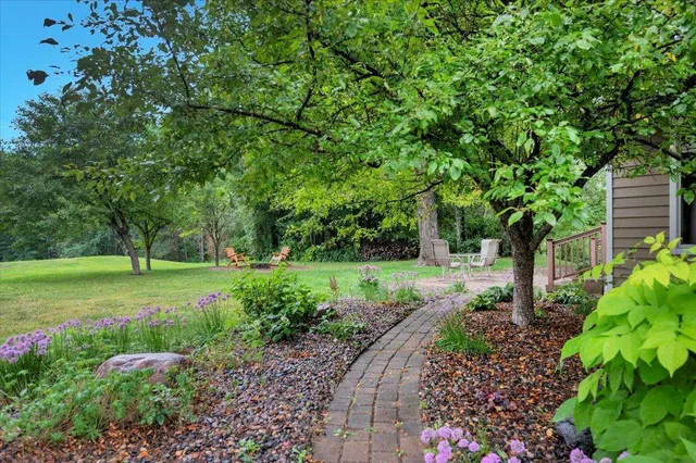 $899,900 | 18300 672nd Lane, Jacobson, MN 55752