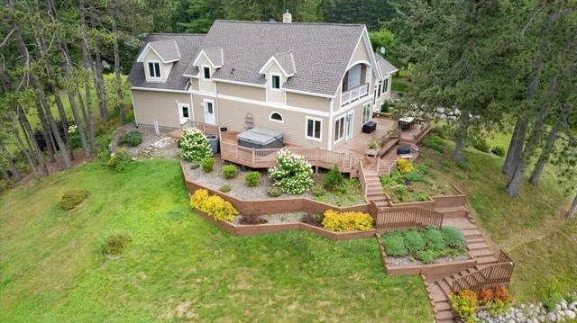 $899,900 | 18300 672nd Lane, Jacobson, MN 55752