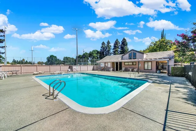 $259,000 | 1801 Marshall Road, Unit 408, Vacaville, CA 95687