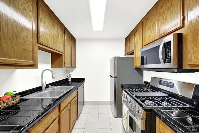 $259,000 | 1801 Marshall Road, Unit 408, Vacaville, CA 95687