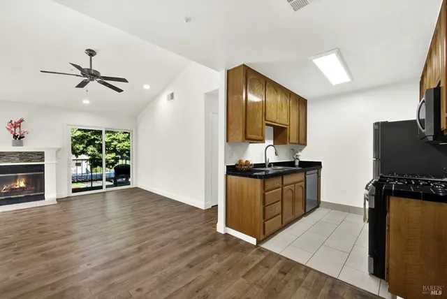 $259,000 | 1801 Marshall Road, Unit 408, Vacaville, CA 95687