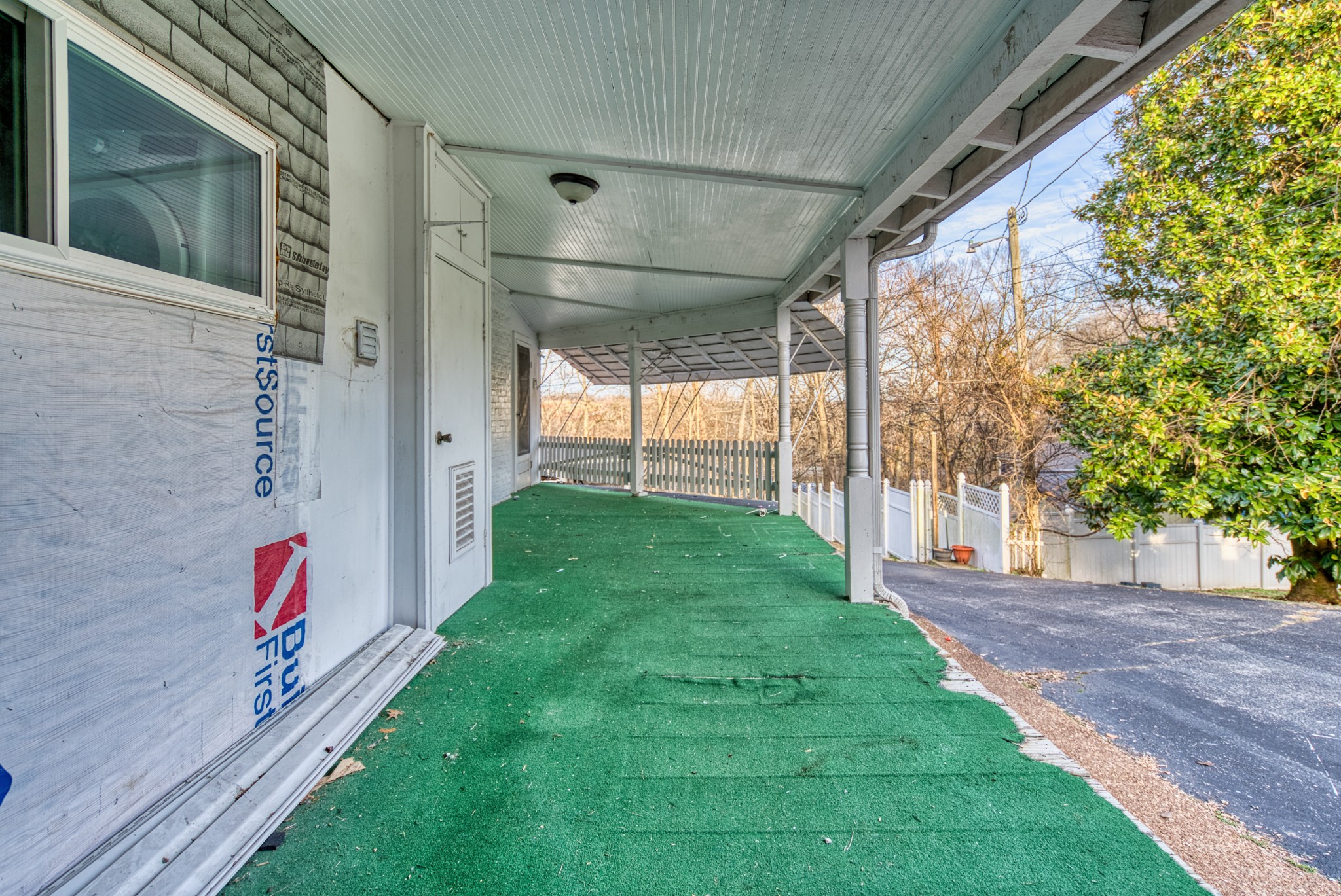 62 North Main Street Springfield, TN 37172 - Photo 10 of 40 a view of porch with a big yard