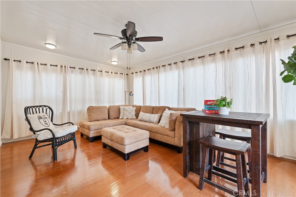 701 Caliente Way Oxnard, CA 93036 - Photo 14 of 39