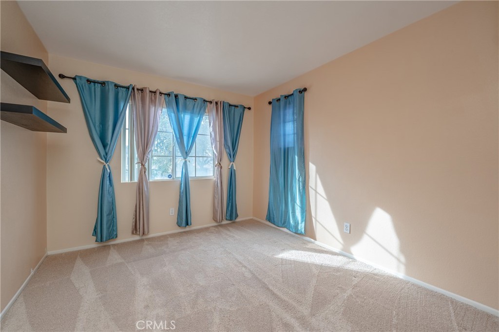 701 Caliente Way Oxnard, CA 93036 - Photo 27 of 39