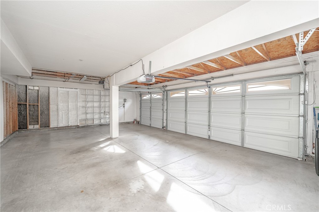 701 Caliente Way Oxnard, CA 93036 - Photo 32 of 39