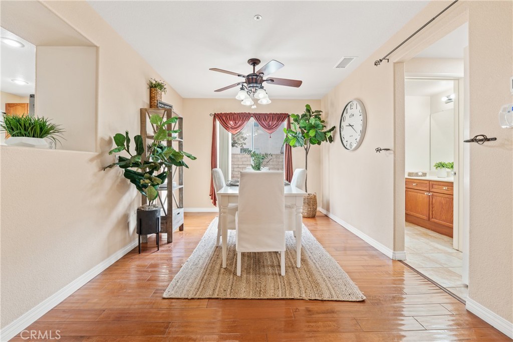 701 Caliente Way Oxnard, CA 93036 - Photo 8 of 39