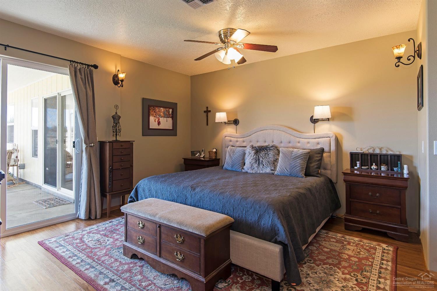 62060 Dodds Road Bend, OR 97701 - Photo 10 of 24 Additional Photo